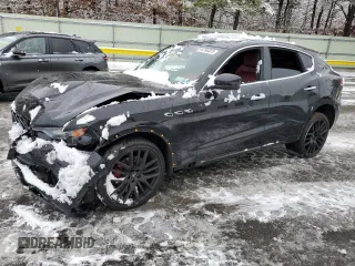 2019 Maserati Levante with VIN ZN661XUA0KX333990, listed as a Copart auction lot 44766325 with 0 mi miles and Salvage Title. Bid and sale history available at carsss.com. Image 1.