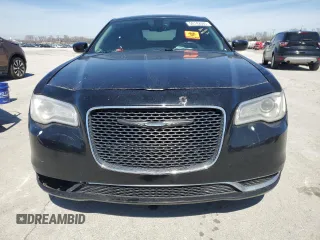 2015 Chrysler 300 Limited with VIN 2C3CCAAG8FH931134, listed as a Copart auction lot 50142085 with 190,143 mi miles and Clean Title. Bid and sale history available at carsss.com. Image 5.