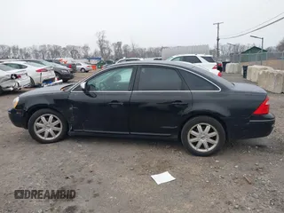 2006 Ford Five Hundred Limited with VIN 1FAHP281X6G162828, listed as a IAAI auction lot 40760799 with 192,998 mi miles. Bid and sale history available at carsss.com. Image 14.
