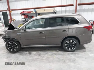 2018 Mitsubishi Outlander SEL z VIN JA4J24A53JZ027619, wystawiony jako IAAI lot #41488225 z przebiegiem 55 356 mil mil oraz . Historia ofert i sprzedaży dostępna na DreamBid. Obrazek 15.