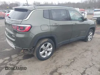 2018 Jeep Compass Latitude z VIN 3C4NJDBB3JT480371, wystawiony jako IAAI lot #41732821 z przebiegiem 73 578 mil mil oraz . Historia ofert i sprzedaży dostępna na DreamBid. Obrazek 4.