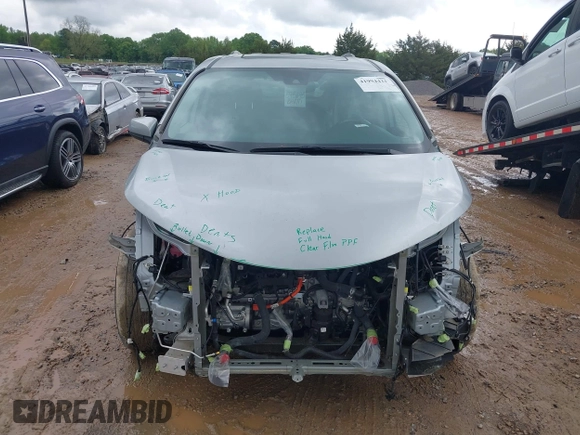 2022 Toyota Sienna XLE with VIN 5TDYSKFC0NS049827, listed as a IAAI auction lot 41994431 with 42,102 mi miles and . Bid and sale history available at DreamBid. Image 12.