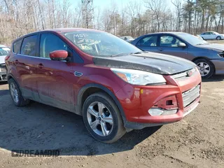 2015 Ford Escape SE with VIN 1FMCU9GX7FUC33881, listed as a IAAI auction lot 41397702 with 157,914 mi miles. Bid and sale history available at carsss.com. Image 1.