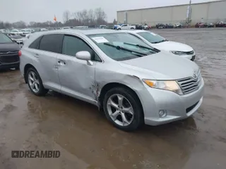 2009 Toyota Venza with VIN 4T3ZK11A69U010829, listed as a IAAI auction lot 41833610 with 194,791 mi miles. Bid and sale history available at carsss.com. Image 1.