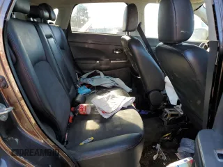 2022 Mitsubishi Outlander SE with VIN JA4APVAU2NU007556, listed as a Copart auction lot 88945175 with 108,511 mi miles and Salvage title. Bid and sale history available at DreamBid. Image 11.