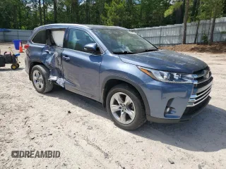 2018 Toyota Highlander Limited with VIN 5TDDZRFH9JS864309, listed as a Copart auction lot 58119095 with 82,617 mi miles and Salvage title. Bid and sale history available at DreamBid. Image 4.