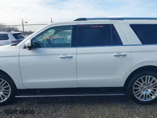 2024 Ford Expedition Max Limited with VIN 1FMJK2A88REA04582, listed as a IAAI auction lot 41606512 with 15,014 mi miles. Bid and sale history available at carsss.com. Image 6.