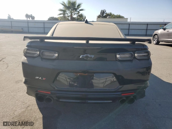 2022 Chevrolet Camaro ZL1 with VIN 1G1FK1R60N0128613, listed as a Copart auction lot 76569064 with 9,577 mi miles and Clean Title. Bid and sale history available at carsss.com. Image 6.