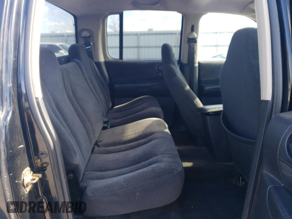 2003 Dodge Dakota SLT with VIN 1D7HL48N03S367805, listed as a Copart auction lot 82282594 with 297,571 mi miles and Salvage Title. Bid and sale history available at carsss.com. Image 10.