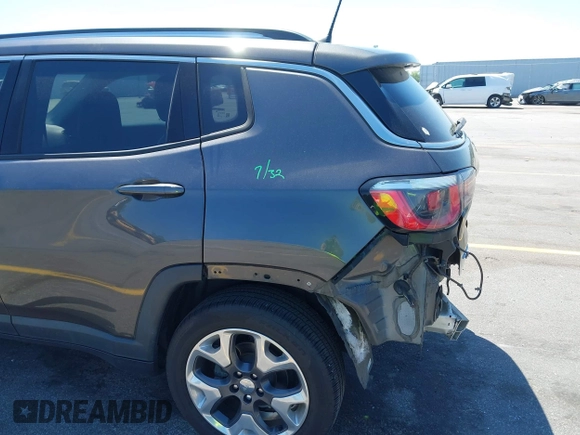 2017 Jeep Compass Limited z VIN 3C4NJDCB1HT631619, wystawiony jako IAAI lot #42032050 z przebiegiem 124 152 mil mil oraz . Historia ofert i sprzedaży dostępna na DreamBid. Obrazek 21.