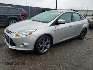 2014 Ford Focus SE with VIN 1FADP3F27EL389321, listed as a Copart auction lot 55826205 with 88,647 mi miles and Clean Title. Bid and sale history available at DreamBid. Image 1.