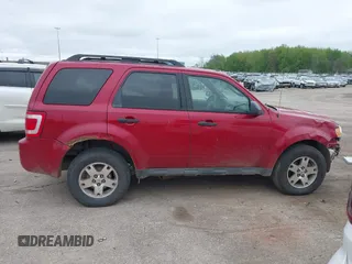 2010 Ford Escape XLT с VIN 1FMCU0D78AKA94865, выставлен на аукционе IAAI как лот 42289593 с пробегом 189 889 миль миль и . История ставок и продаж доступна на DreamBid. Изображение 13.