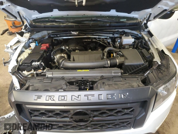 2024 Nissan Frontier SL with VIN 1N6ED1EK2RN649449, listed as a Copart auction lot 61984495 with 6,069 mi miles and Salvage title. Bid and sale history available at DreamBid. Image 11.