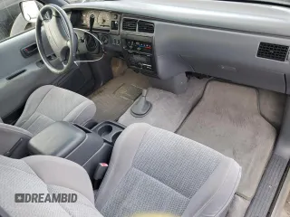 1997 Toyota T100 SR5 with VIN JT4UN24D8V0046646, listed as a Copart auction lot 43251895 with 166,827 mi miles and Salvage Title. Bid and sale history available at DreamBid. Image 8.