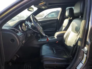 2014 Chrysler 300 with VIN 2C3CCAET3EH181258, listed as a Copart auction lot 44736515 with 122,606 mi miles and Salvage Title. Bid and sale history available at carsss.com. Image 7.