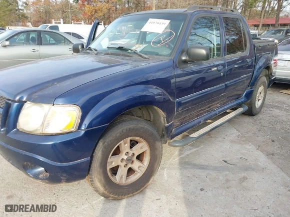 2005 Ford Explorer Sport Trac XLS with VIN 1FMZU67K35UA29882, listed as a IAAI auction lot 41070439 with 264,760 mi miles. Bid and sale history available at carsss.com. Image 2.