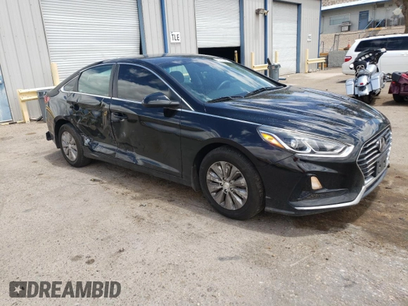 2018 Hyundai Sonata SE z VIN 5NPE24AF2JH690798, wystawiony jako Copart lot #57510685 z przebiegiem 49 717 mil mil oraz Szkoda całkowita • Salvage title. Historia ofert i sprzedaży dostępna na DreamBid. Obrazek 4.