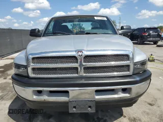 2001 Dodge 1500 z VIN 1B7HC13ZX1J527940, wystawiony jako Copart lot #51115685 z przebiegiem 160 994 mil mil oraz Szkoda całkowita • Salvage title. Historia ofert i sprzedaży dostępna na DreamBid. Obrazek 5.