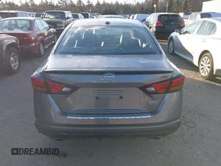 2023 Nissan Altima 2.5 SR with VIN 1N4BL4CW6PN373909, listed as a IAAI auction lot 41198048 with 10,204 mi miles. Bid and sale history available at carsss.com. Image 16.