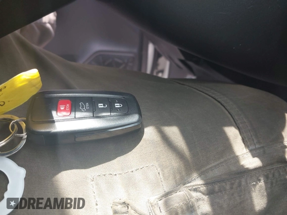 2022 Toyota RAV4 Hybrid XSE with VIN JTME6RFV2ND528229, listed as a IAAI auction lot 42573569 with 40,577 mi miles and . Bid and sale history available at DreamBid. Image 11.