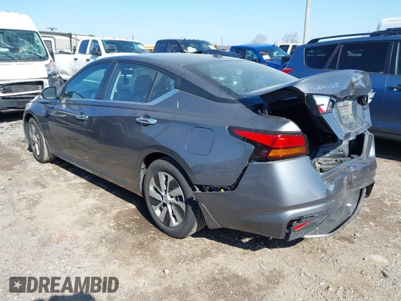 2020 Nissan Altima 2.5 S with VIN 1N4BL4BV1LC266572, listed as a IAAI auction lot 42006224 with 66,043 mi miles. Bid and sale history available at carsss.com. Image 3.