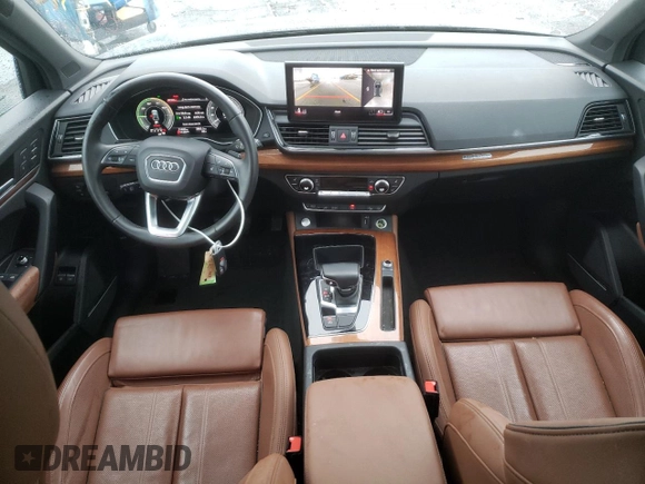 2021 Audi Q5 Premium Plus with VIN WA1E2AFY9M2039628, listed as a Copart auction lot 68333322 with 21,839 mi miles. Bid and sale history available at carsss.com. Image 8.