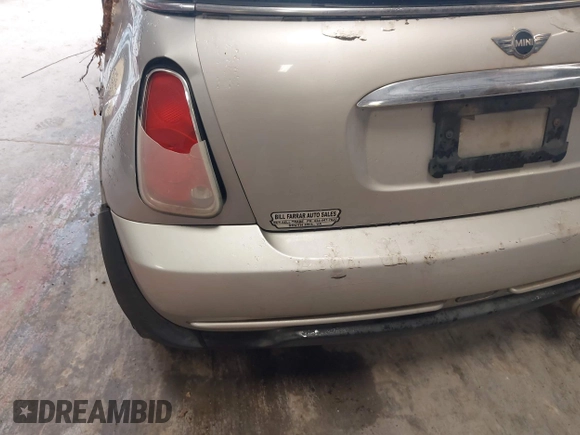 2005 MINI Hardtop с VIN WMWRC33445TJ65289, выставлен на аукционе IAAI как лот 42358377 с пробегом 184 367 миль миль и . История ставок и продаж доступна на DreamBid. Изображение 6.