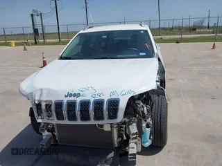 2019 Jeep Cherokee Latitude Plus with VIN 1C4PJLLB5KD301109, listed as a IAAI auction lot 41858478 with 52,647 mi miles and . Bid and sale history available at DreamBid. Image 12.