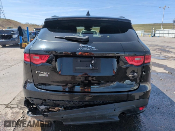2019 Jaguar F-Pace 25t Prestige z VIN SADCK2FX8KA397627, wystawiony jako Copart lot #52366445 z przebiegiem 101 727 mil mil oraz Szkoda całkowita • Salvage title. Historia ofert i sprzedaży dostępna na DreamBid. Obrazek 6.