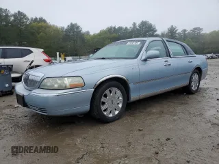2005 Lincoln Town Car Signature Limited z VIN 1LNHM82W85Y648360, wystawiony jako Copart lot #55492705 z przebiegiem 76 110 mil mil oraz Tytuł czysty. Historia ofert i sprzedaży dostępna na DreamBid. Obrazek 1.