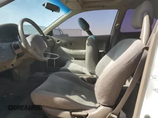 1993 Honda Civic z VIN 1HGEJ1265PL048565, wystawiony jako Copart lot #78192384 z przebiegiem 149 425 mil mil oraz Szkoda całkowita • Salvage title. Historia ofert i sprzedaży dostępna na DreamBid. Obrazek 7.