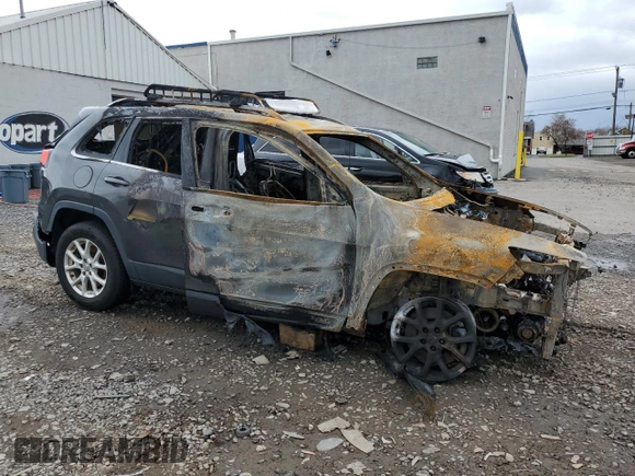 2016 Jeep Cherokee Latitude z VIN 1C4PJMCS2GW104478, wystawiony jako Copart lot #51425635 z przebiegiem Nie podano mil oraz Szkoda całkowita • Salvage title. Historia ofert i sprzedaży dostępna na DreamBid. Obrazek 4.