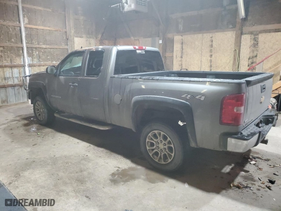 2012 Chevrolet Silverado 1500 LT with VIN 1GCRKSE71CZ206799, listed as a Copart auction lot 84660824 with 181,508 mi miles and Clean Title. Bid and sale history available at carsss.com. Image 2.