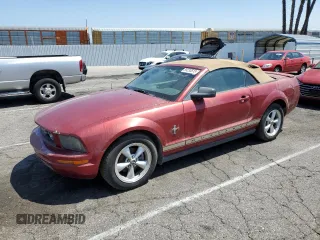 2007 Ford Mustang Deluxe z VIN 1ZVFT84N575271099, wystawiony jako Copart lot #59233515 z przebiegiem 214 628 mil mil oraz Czysty tytuł • Clean title. Historia ofert i sprzedaży dostępna na DreamBid. Obrazek 1.