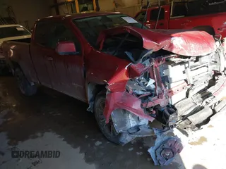 2016 Chevrolet Colorado 4WD Z71 z VIN 1GCHTDE38G1393352, wystawiony jako IAAI lot #41417993 z przebiegiem 100 402 mil mil oraz . Historia ofert i sprzedaży dostępna na DreamBid. Obrazek 1.
