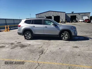 2024 Volkswagen Atlas SE with VIN 1V2DR2CAXRC527996, listed as a Copart auction lot 74796794 with 18,934 mi miles and Salvage title. Bid and sale history available at DreamBid. Image 12.