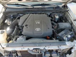 2008 Toyota Tacoma PreRunner with VIN 3TMJU62N68M063729, listed as a Copart auction lot 59048205 with 284,808 mi miles and Salvage title. Bid and sale history available at DreamBid. Image 11.