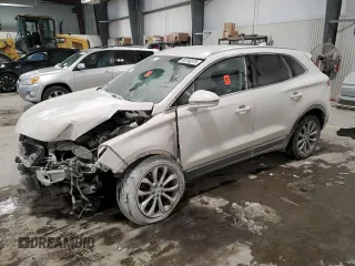 2017 Lincoln MKC Select with VIN 5LMCJ2C93HUL24511, listed as a Copart auction lot 45746375 with Not Provided miles and Salvage Title. Bid and sale history available at DreamBid. Image 1.