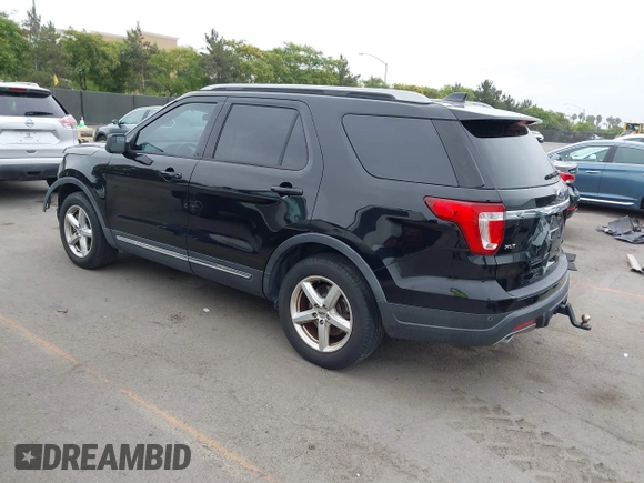2018 Ford Explorer XLT with VIN 1FM5K7D87JGB56985, listed as a IAAI auction lot 42436824 with 46,010 mi miles and . Bid and sale history available at DreamBid. Image 3.