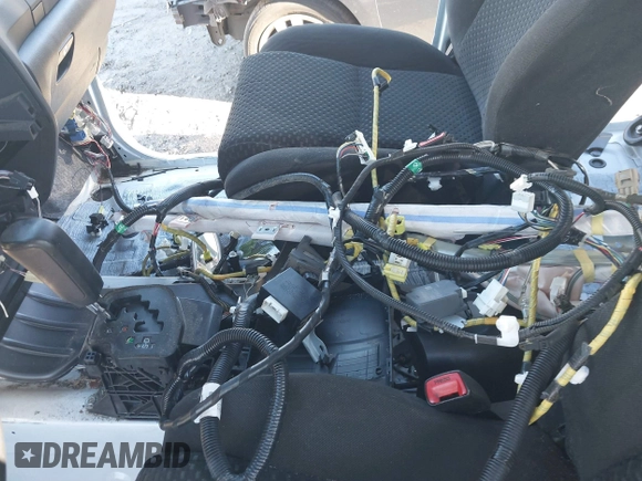 2013 Toyota Tundra 4WD Truck with VIN 5TFDW5F12DX299162, listed as a IAAI auction lot 41829577 with 1 mi miles. Bid and sale history available at carsss.com. Image 19.