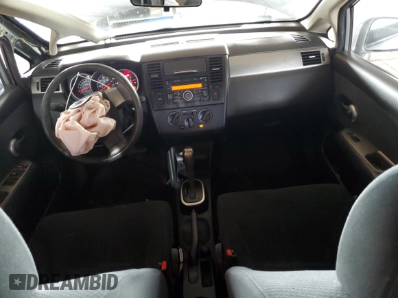 2011 Nissan Versa S with VIN 3N1BC1AP8BL470853, listed as a Copart auction lot 53004485 with 172,794 mi miles and Salvage title. Bid and sale history available at DreamBid. Image 8.