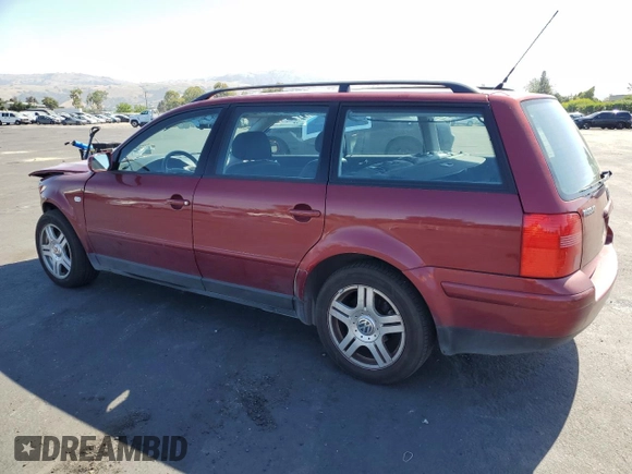 2001 Volkswagen Passat GLX z VIN WVWJH63B61E002904, wystawiony jako Copart lot #57347635 z przebiegiem 130 633 mil mil oraz Szkoda całkowita • Salvage title. Historia ofert i sprzedaży dostępna na DreamBid. Obrazek 2.