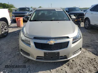 2014 Chevrolet Cruze LS with VIN 1G1PA5SH1E7140089, listed as a Copart auction lot 53641055 with 199,099 mi miles and Clean Title. Bid and sale history available at carsss.com. Image 5.