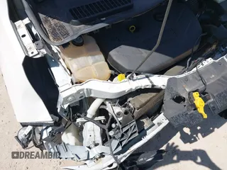 2013 Ford Escape SEL с VIN 1FMCU9H96DUD88466, выставлен на аукционе IAAI как лот 42202030 с пробегом 135 424 миль миль и . История ставок и продаж доступна на DreamBid. Изображение 6.