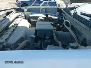 2021 Chevrolet Silverado 2500HD Work Truck z VIN 1GC1YLE7XMF129001, wystawiony jako IAAI lot #42036868 z przebiegiem 132 068 mil mil oraz . Historia ofert i sprzedaży dostępna na DreamBid. Obrazek 19.