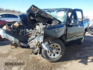 2006 Chevrolet Silverado 1500 Work Truck with VIN 1GCEC14X86Z121664, listed as a IAAI auction lot 41131661 with 1 mi miles. Bid and sale history available at carsss.com. Image 2.