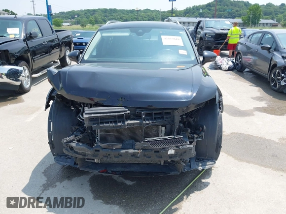 2023 Volkswagen Tiguan SE with VIN 3VVNB7AX5PM017938, listed as a IAAI auction lot 42453818 with 177,906 mi miles and . Bid and sale history available at DreamBid. Image 13.
