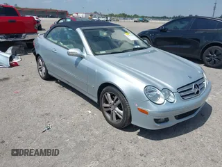 2008 Mercedes-Benz CLK 350 с VIN WDBTK56F28T088641, выставлен на аукционе IAAI как лот 41797102 с пробегом 136 971 миль миль и . История ставок и продаж доступна на DreamBid. Изображение 1.