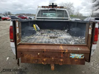 2006 Ford Super Duty F-250 XL with VIN 1FTSX20506ED96521, listed as a Copart auction lot 53614185 with 105,180 mi miles and Clean Title. Bid and sale history available at carsss.com. Image 6.