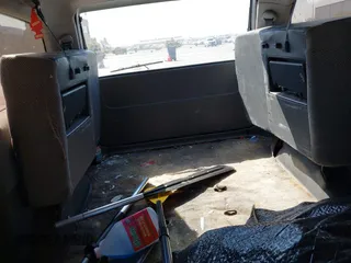 1991 Toyota Previa z VIN JT3AC22S9M0007206, wystawiony jako IAAI lot #42306449 z przebiegiem 246 267 mil mil oraz . Historia ofert i sprzedaży dostępna na DreamBid. Obrazek 8.